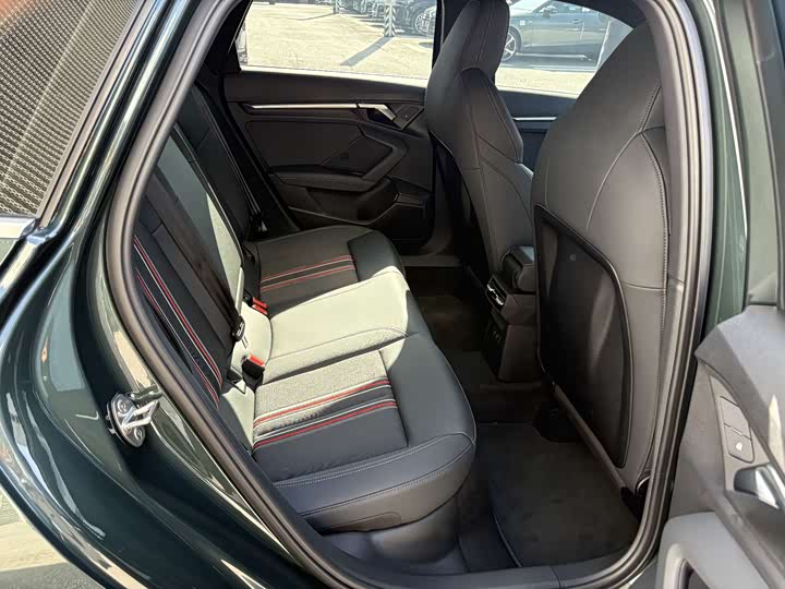 Фото 10 - Audi A3