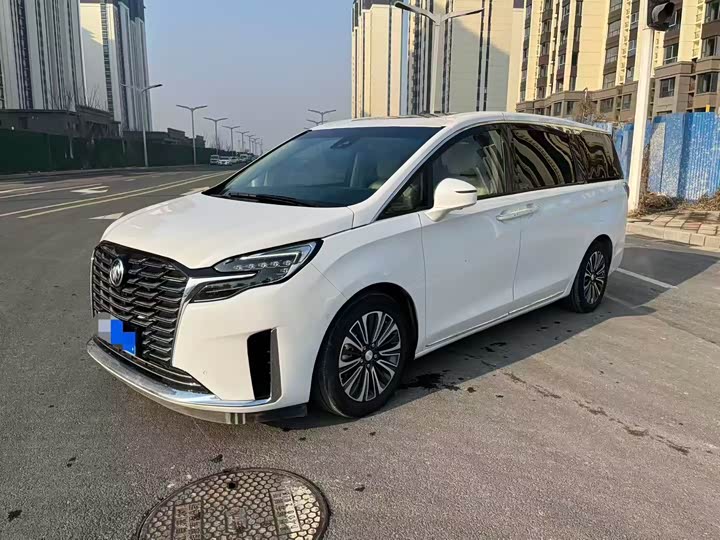 Фото 3 - Buick GL8 ES