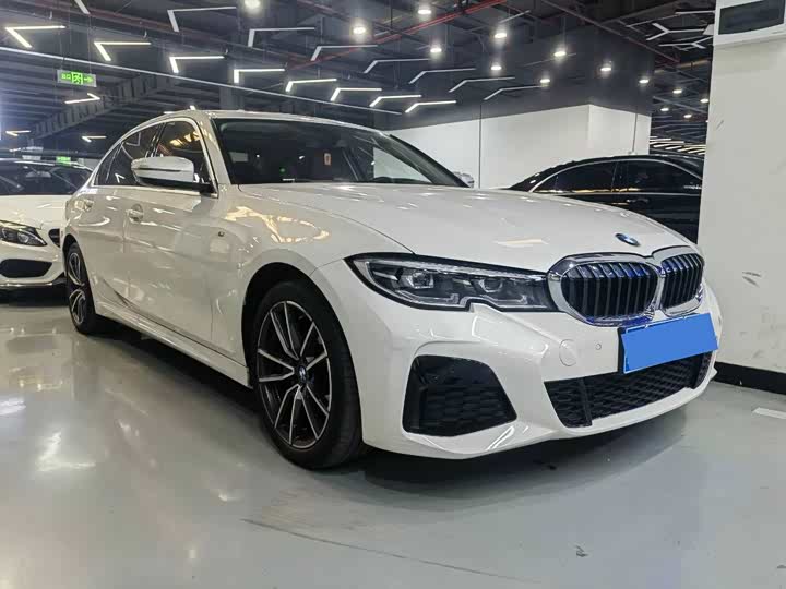 Фото 2 - BMW 3 Series