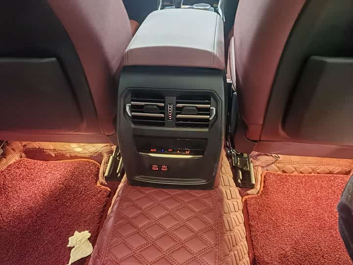 Фото 8 - BMW 3 Series