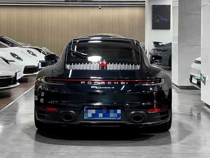 Фото 4 - Porsche 911