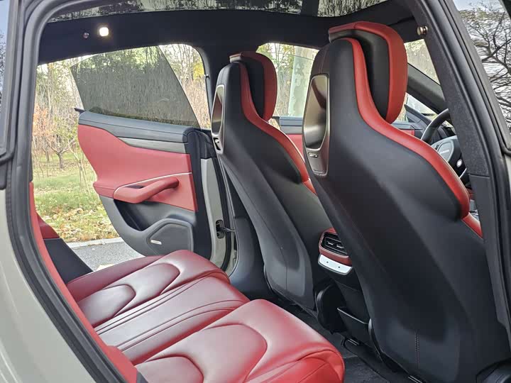 Фото 8 - Xiaomi SU7