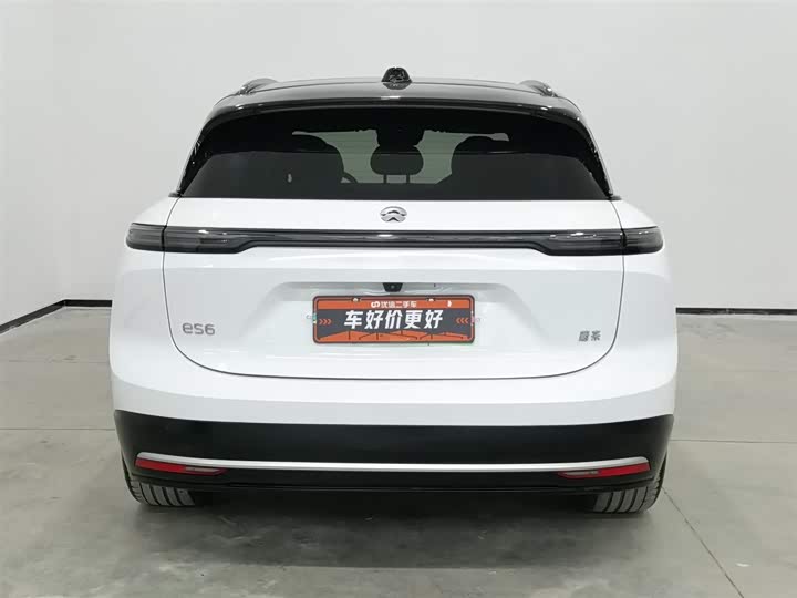 Фото 4 - Nio ES6