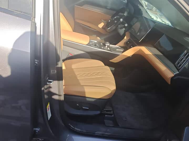 Фото 8 - BYD Song L DM-i Hybrid