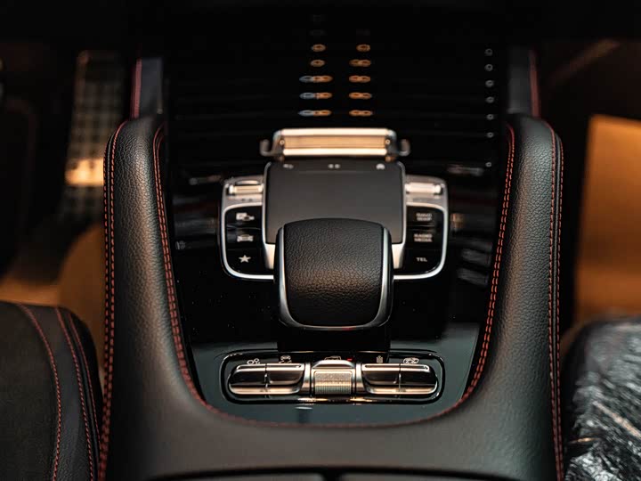 Фото 13 - Mercedes-Benz GLE-Class AMG