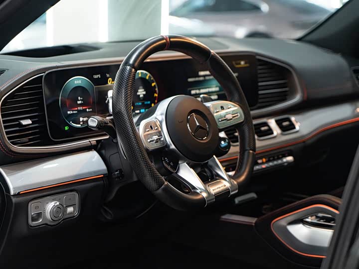 Фото 6 - Mercedes-Benz GLE-Class AMG