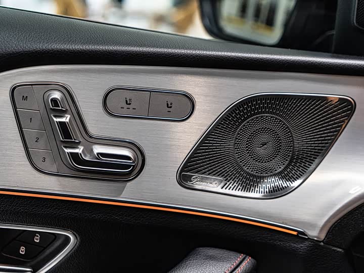 Фото 7 - Mercedes-Benz GLE-Class AMG