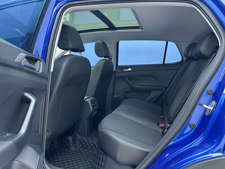 Фото 11 - Volkswagen Tacqua