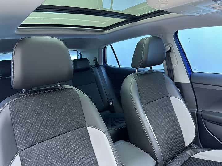 Фото 14 - Volkswagen Tacqua