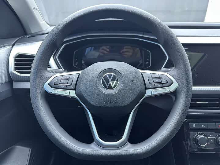 Фото 18 - Volkswagen Tacqua