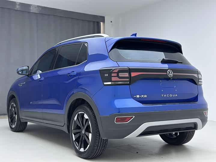 Фото 5 - Volkswagen Tacqua