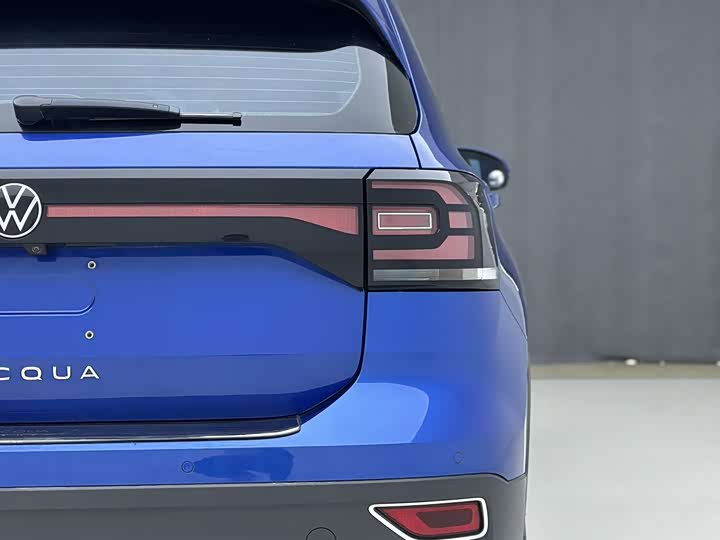 Фото 8 - Volkswagen Tacqua