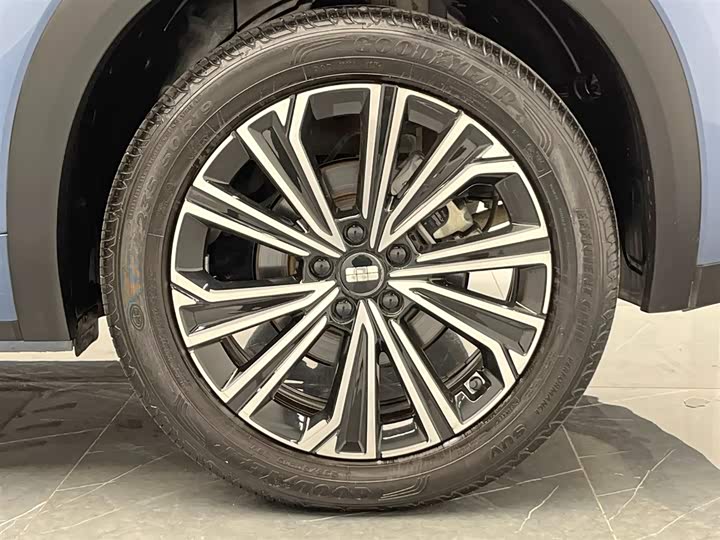 Фото 29 - Geely Galaxy Starship 7