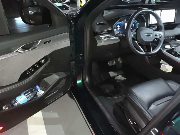 Фото 14 - Geely Preface