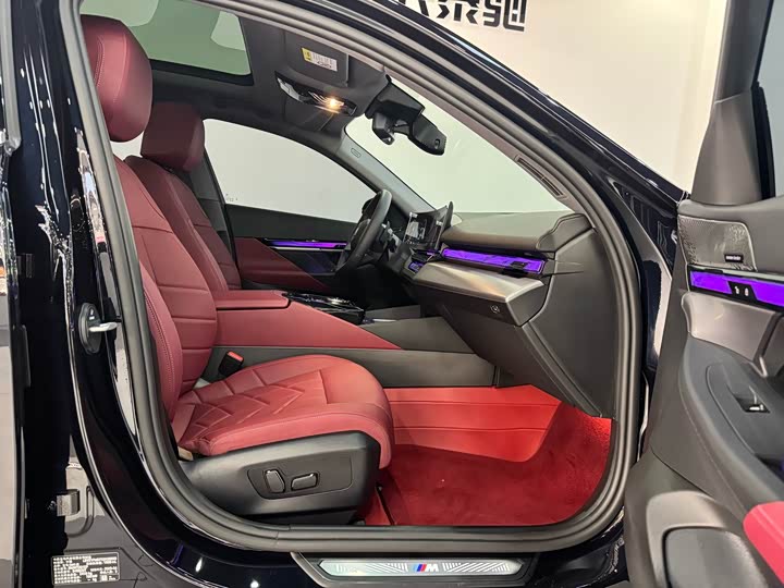 Фото 10 - BMW 5 Series