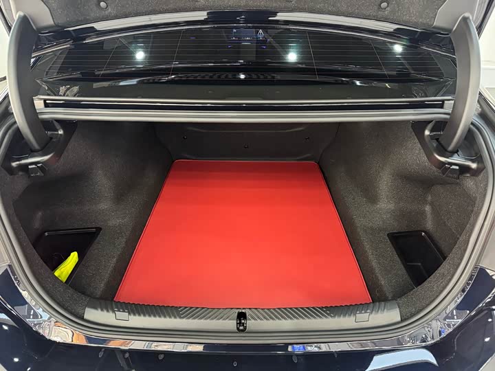 Фото 21 - BMW 5 Series