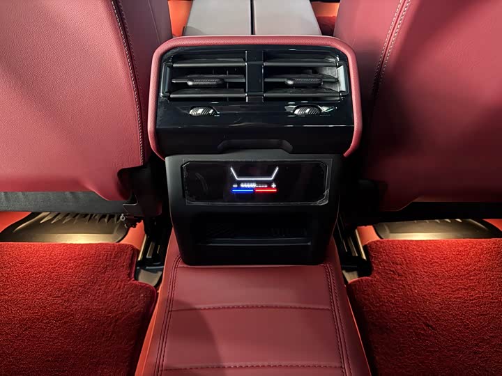 Фото 22 - BMW 5 Series