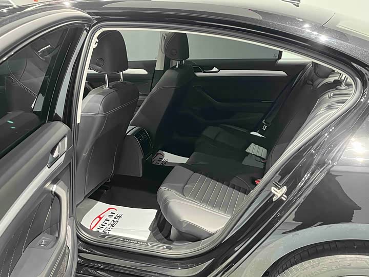 Фото 6 - Volkswagen Magotan