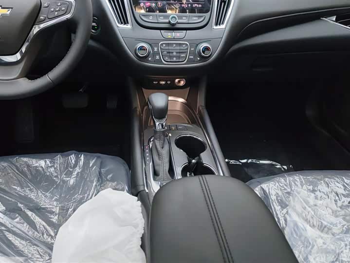 Фото 16 - Chevrolet Malibu XL