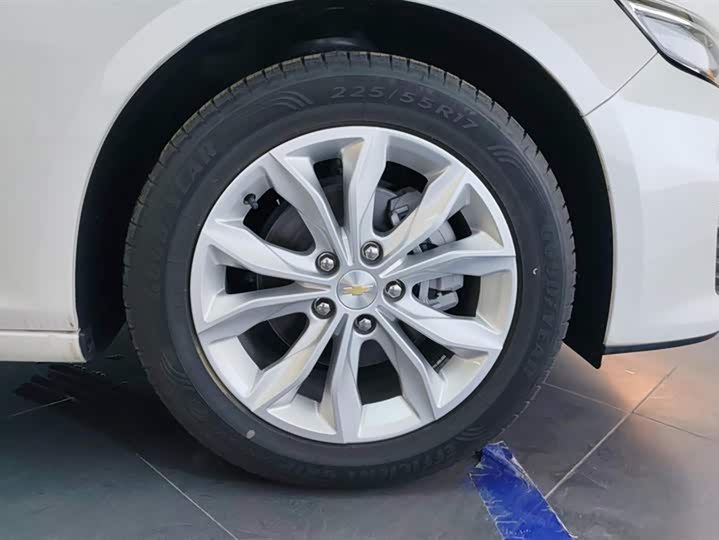 Фото 6 - Chevrolet Malibu XL