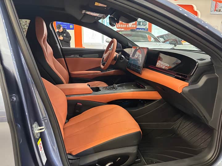 Фото 16 - BYD Seal