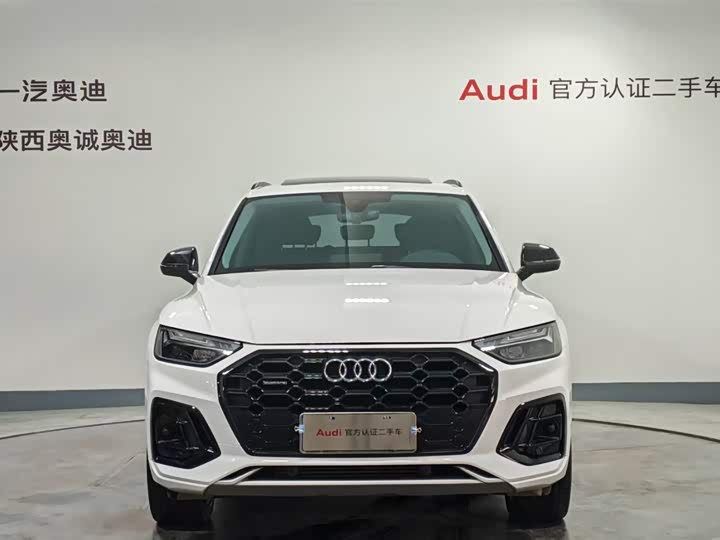 Фото 2 - Audi Q5L