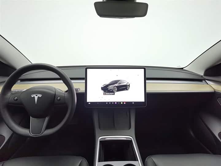 Фото 5 - Tesla Model 3