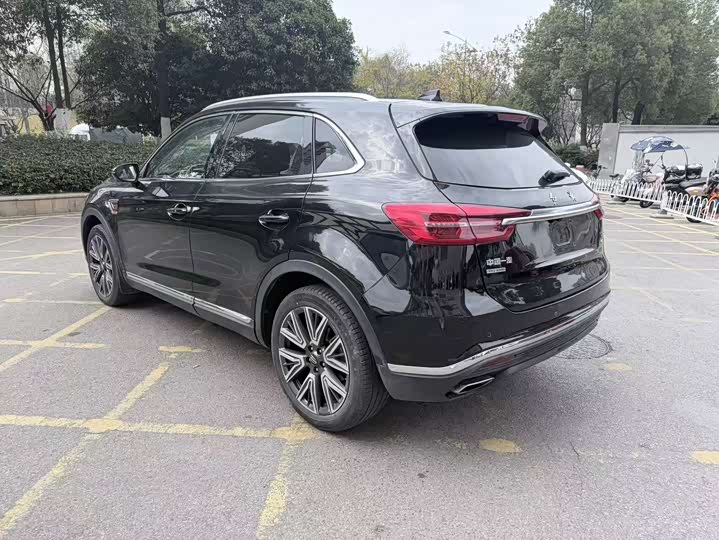 Фото 10 - Hongqi HS5