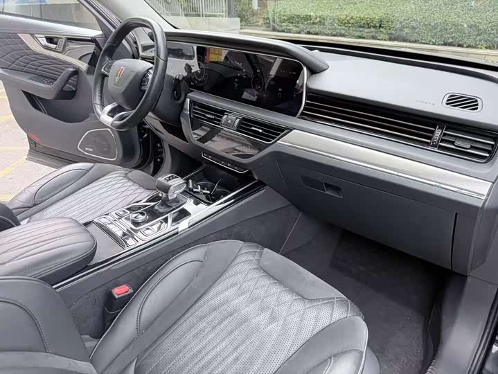 Фото 6 - Hongqi HS5