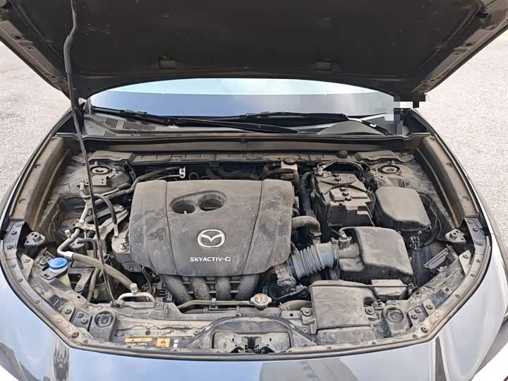 Фото 11 - Mazda CX-30