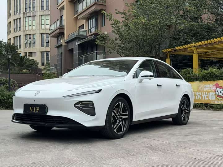 Фото 1 - Roewe D7