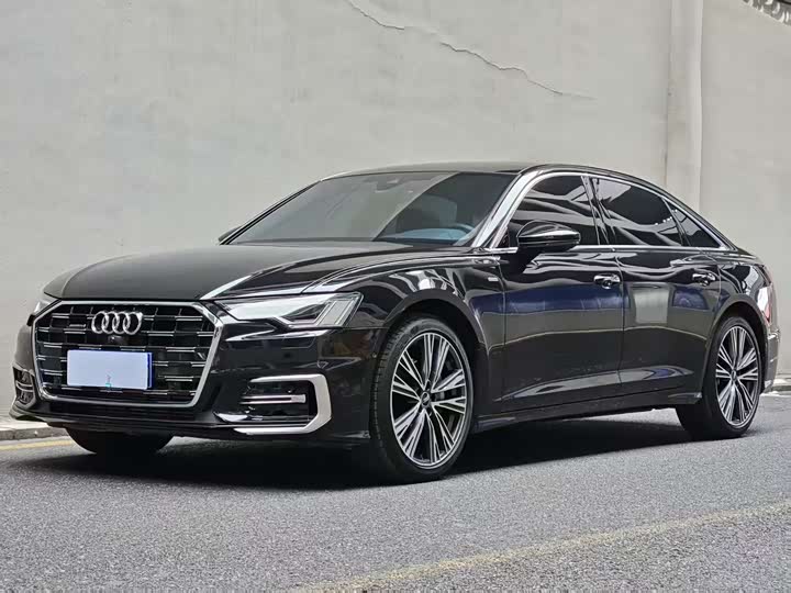 Фото 1 - Audi A6L