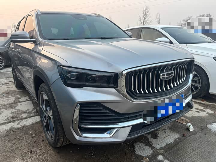 Фото 3 - Geely Monjaro