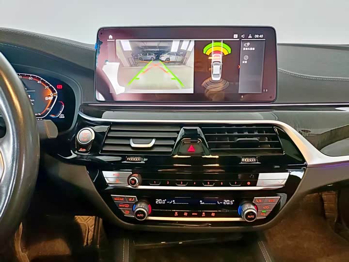 Фото 13 - BMW 5 Series