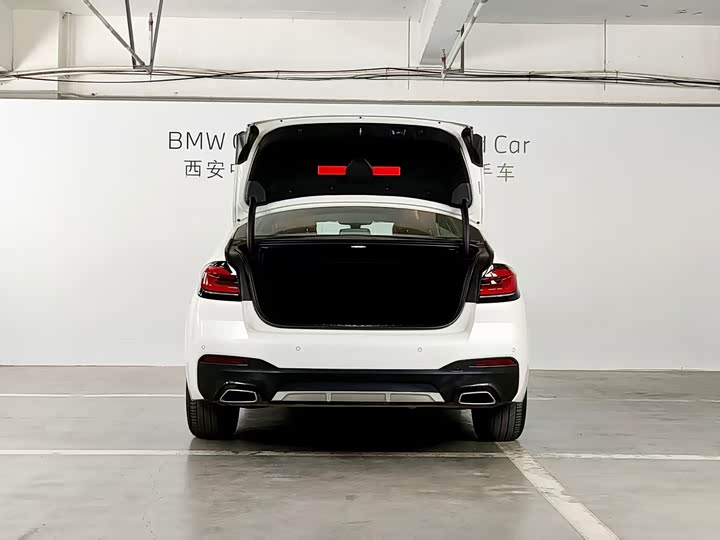 Фото 6 - BMW 5 Series