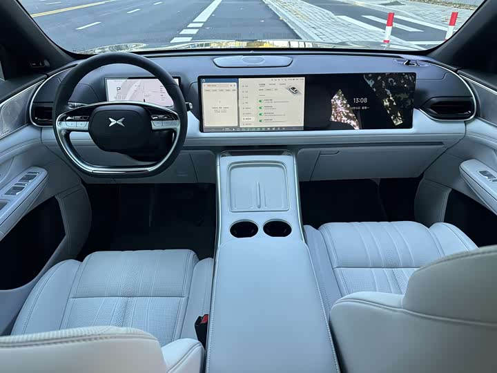 Фото 12 - XPeng G9