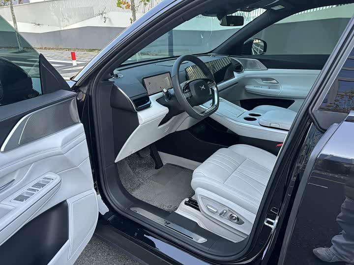 Фото 8 - XPeng G9