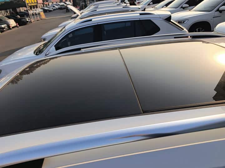 Фото 27 - Volkswagen Tayron