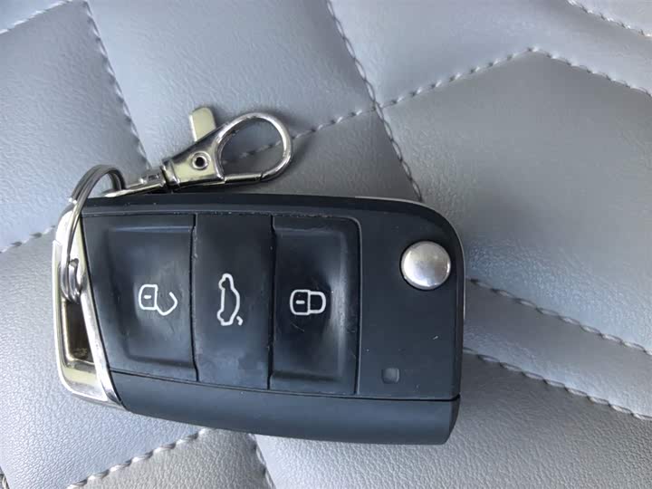 Фото 9 - Volkswagen Tayron