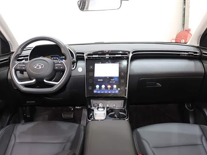 Фото 12 - Hyundai Tucson L