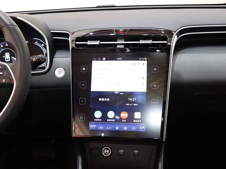 Фото 14 - Hyundai Tucson L