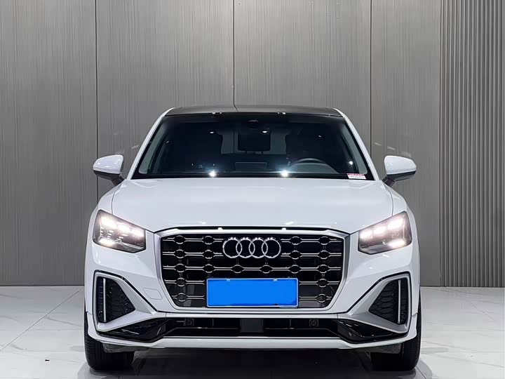 Фото 2 - Audi Q2L