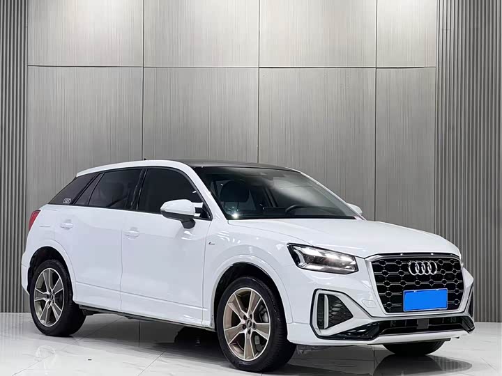 Фото 3 - Audi Q2L