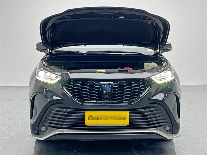 Фото 11 - Toyota Crown Kluger