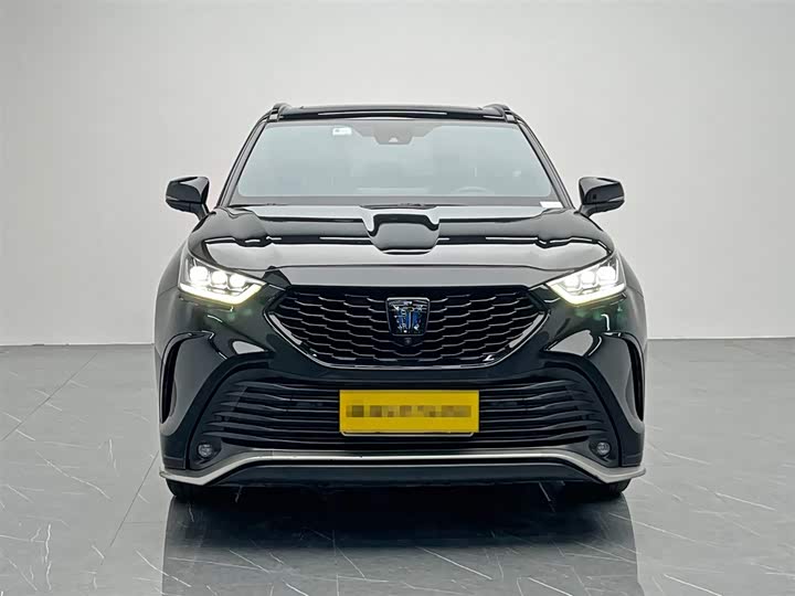 Фото 2 - Toyota Crown Kluger