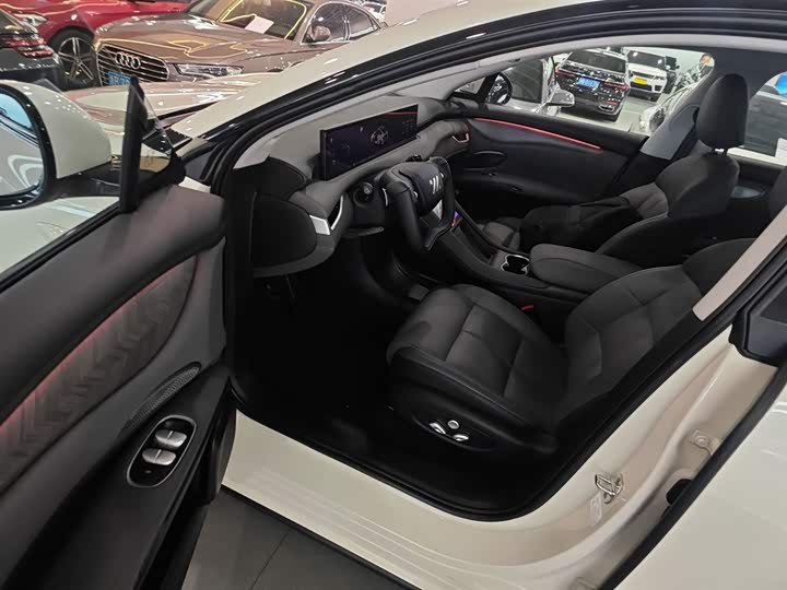 Фото 16 - IM motors LS6