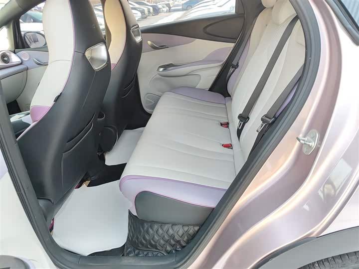 Фото 17 - BYD Dolphin