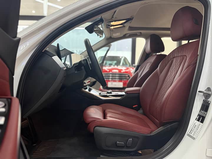 Фото 10 - BMW 3 Series