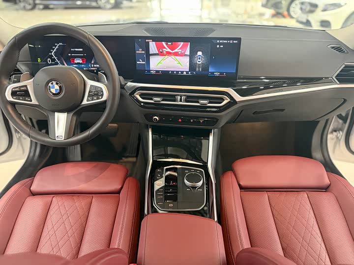 Фото 16 - BMW 3 Series