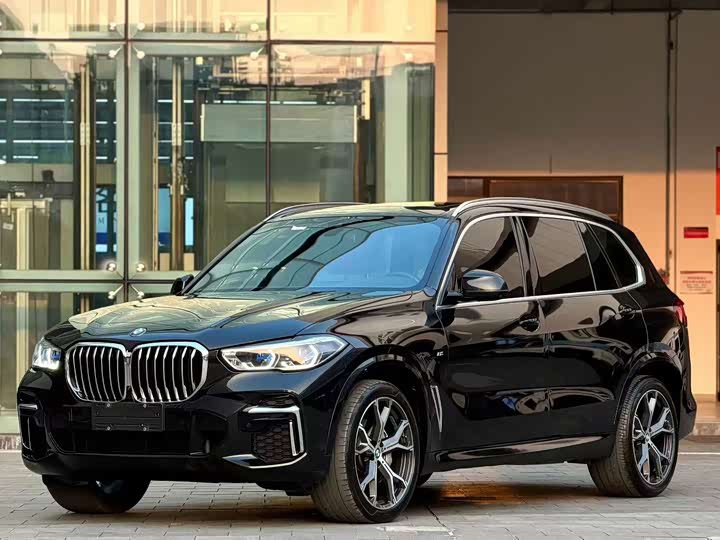 Фото 1 - BMW X5